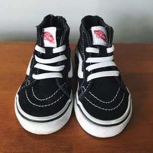 Toddler size 4 hightop vans